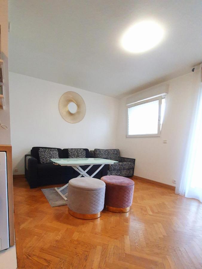 Cozy Room In Paris Ladefense Κουρμπεβουά Εξωτερικό φωτογραφία